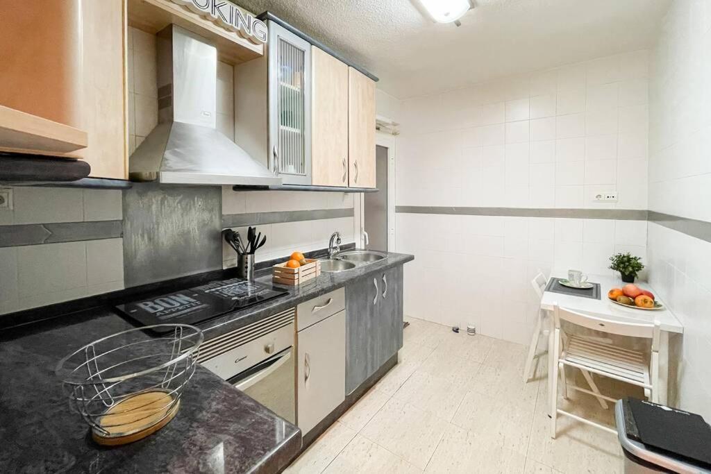 Coqueto Y Amplio Apartamento A 15 Min De La Playa Alicante Eksteriør billede
