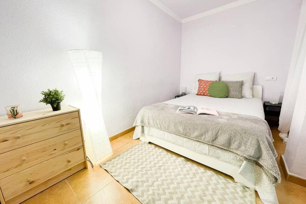 Coqueto Y Amplio Apartamento A 15 Min De La Playa Alicante Eksteriør billede