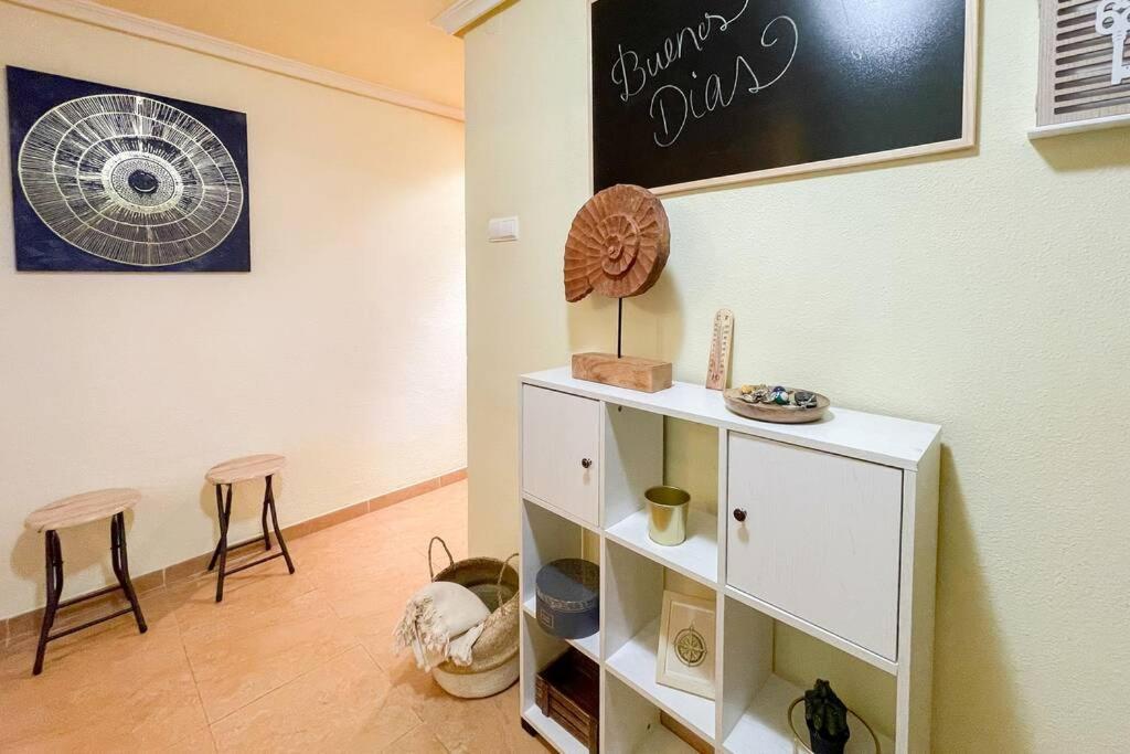 Coqueto Y Amplio Apartamento A 15 Min De La Playa Alicante Eksteriør billede