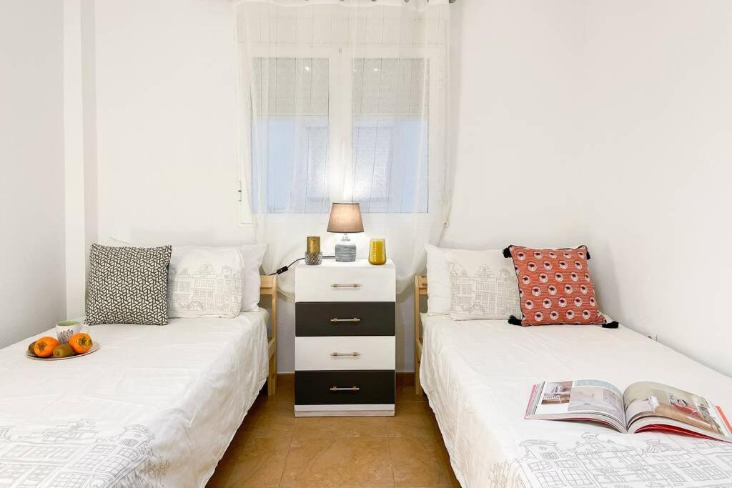 Coqueto Y Amplio Apartamento A 15 Min De La Playa Alicante Eksteriør billede