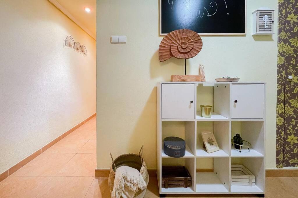 Coqueto Y Amplio Apartamento A 15 Min De La Playa Alicante Eksteriør billede
